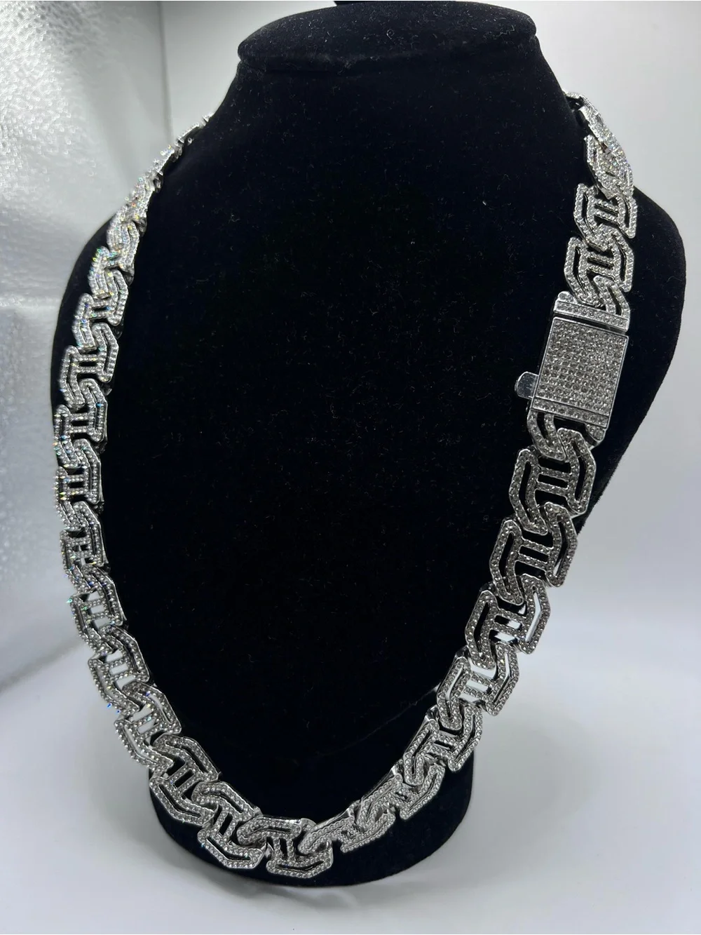 Silver-Toned Pavé Link Iced Out Chain Necklace